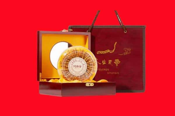 诚信求购:凤泉区高价回收冬虫夏草是按克吗